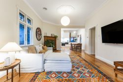 137 Onepu Road, Lyall Bay, Wellington, 6022, New Zealand