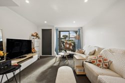 8/24 Princess Terrace, Newtown, Wellington, 6021, New Zealand