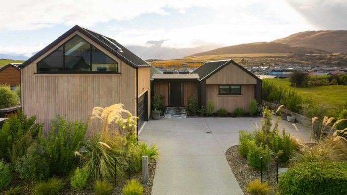 7 Torridon Court, Jacks Point, Queenstown-Lakes, Otago, 9371, New Zealand
