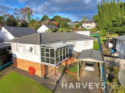 74 Vodanovich Road, Te Atatu South, Waitakere City, Auckland, 0610, New Zealand