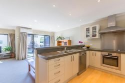5/8 Wellington Road, Paekakariki, Kapiti Coast, Wellington, 5034, New Zealand