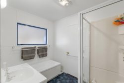 2 Wallace Loop Road, Levin, Horowhenua, Manawatu / Whanganui, 5571, New Zealand