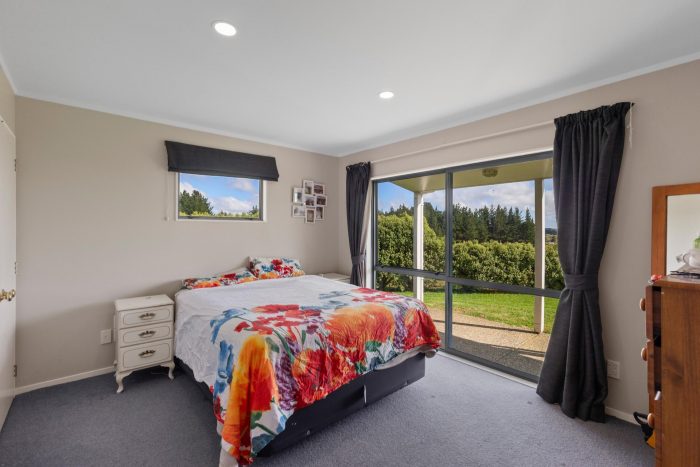 2 Wallace Loop Road, Levin, Horowhenua, Manawatu / Whanganui, 5571, New Zealand