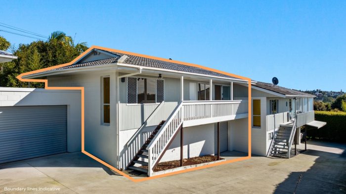 2/63 Ocean View Road, Hillcrest, North Shore City, Auckland, 0627, New Zealand