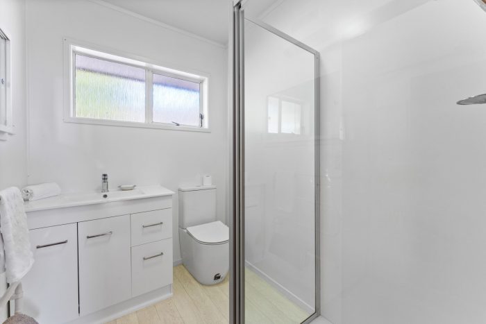 2/63 Ocean View Road, Hillcrest, North Shore City, Auckland, 0627, New Zealand