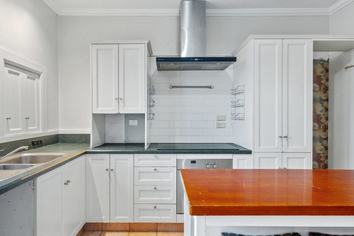 8 Annandale Avenue, Takaro, Palmerston North, Manawatu / Whanganui, 4410, New Zealand