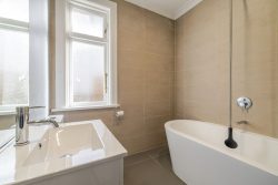 8 Annandale Avenue, Takaro, Palmerston North, Manawatu / Whanganui, 4410, New Zealand