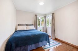 14A Ocean View Road, Hatfields Beach, Rodney, Auckland, 0931, New Zealand