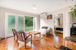 14A Ocean View Road, Hatfields Beach, Rodney, Auckland, 0931, New Zealand