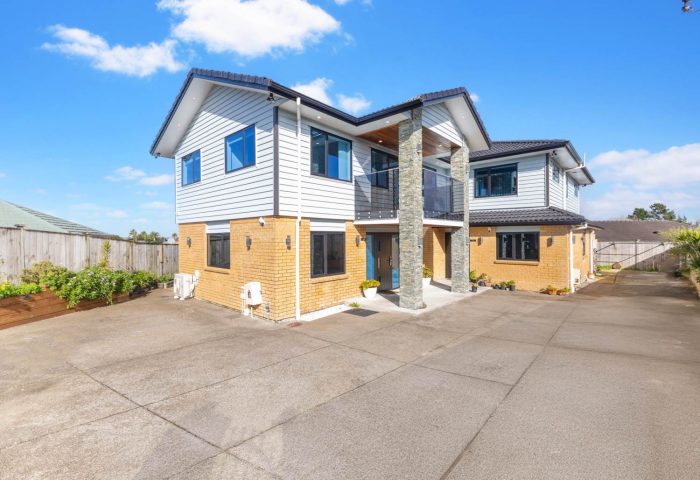 15 Carn Place, Weymouth, Manukau City, Auckland, 2103, New Zealand
