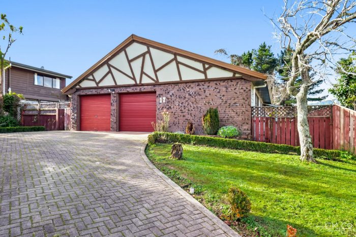 17 King Charles Drive, Kingsley Heights, Upper Hutt, Wellington, 5018, New Zealand