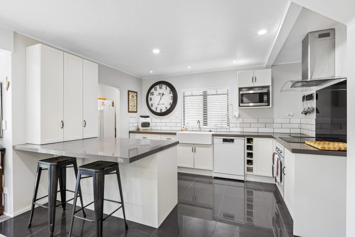 28 Donald Street, Stanmore Bay, Rodney, Auckland, 0932, New Zealand