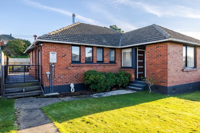 72 Dovecote Avenue, Corstorphine, Dunedin, Otago, 9012, New Zealand