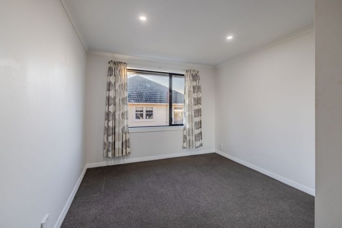 72 Dovecote Avenue, Corstorphine, Dunedin, Otago, 9012, New Zealand