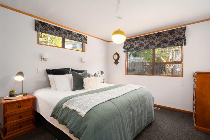 11 Duval Grove, Tawa, Wellington, 5028, New Zealand