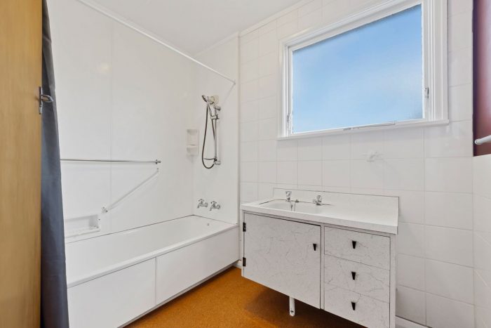 38B Witham Street, Hornby, Christchurch City, Canterbury, 8042, New Zealand