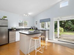 16 and 16A Oroua Street, Eastbourne, Lower Hutt, Wellington, 5013, New Zealand