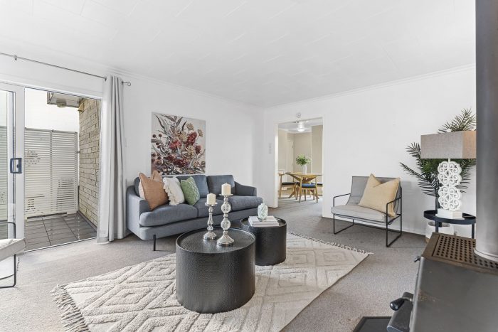 1 La Salle Drive, Westown, New Plymouth, Taranaki, 4310, New Zealand