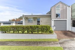1 La Salle Drive, Westown, New Plymouth, Taranaki, 4310, New Zealand