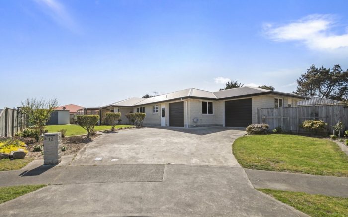 12 Malthus Place, Foxton Beach, Horowhenua, Manawatu / Whanganui, 4815, New Zealand