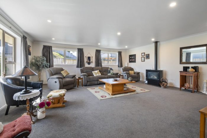 12 Malthus Place, Foxton Beach, Horowhenua, Manawatu / Whanganui, 4815, New Zealand