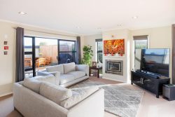 65A Rosalie Terrace, Kelvin Grove, Palmerston North, Manawatu / Whanganui, 4414, New Zealand
