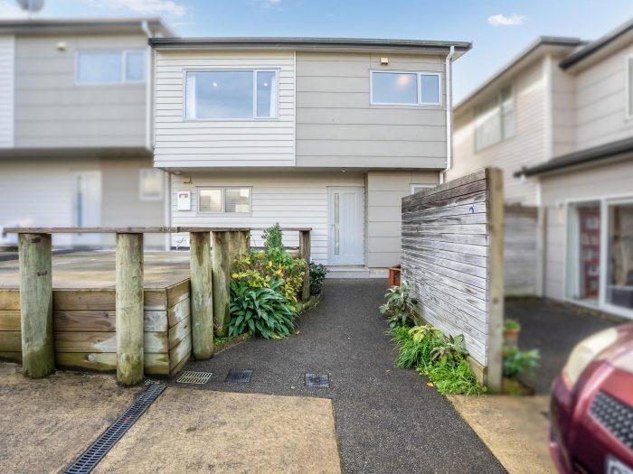 4/113 Moorefield Road, Johnsonville, Wellington, 6037, New Zealand