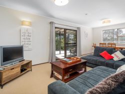 17 Crown Reef, Pauanui, Thames-Coromandel, Waikato, 3579, New Zealand