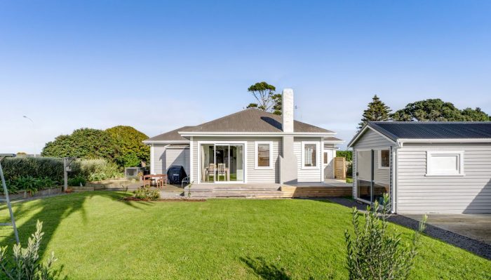 147 Tasman Street, Opunake, South Taranaki, Taranaki, 4616, New Zealand
