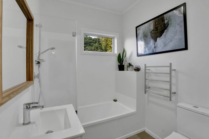 147 Tasman Street, Opunake, South Taranaki, Taranaki, 4616, New Zealand