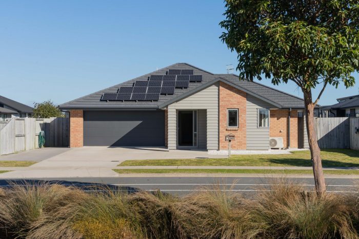 196 The Boulevard, Papamoa Beach, Tauranga, Bay Of Plenty, 3118, New Zealand