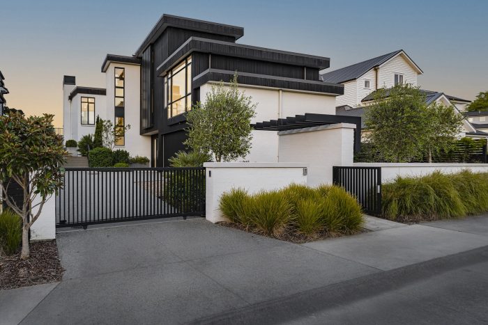 14 Third Fairway Place, Albany, North Shore City, Auckland, 0632, New Zealand