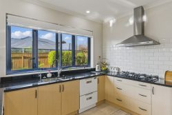 41 Holcombe Drive, Paraparaumu, Kapiti Coast, Wellington, 5032, New Zealand
