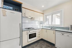 11 Diane Grove, Paparangi, Wellington, 6037, New Zealand
