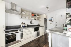 23 Princess Terrace, Newtown, Wellington, 6021, New Zealand