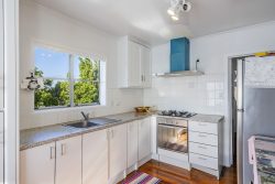 21 View Road, Glenfield, North Shore City, Auckland, 0627, New Zealand