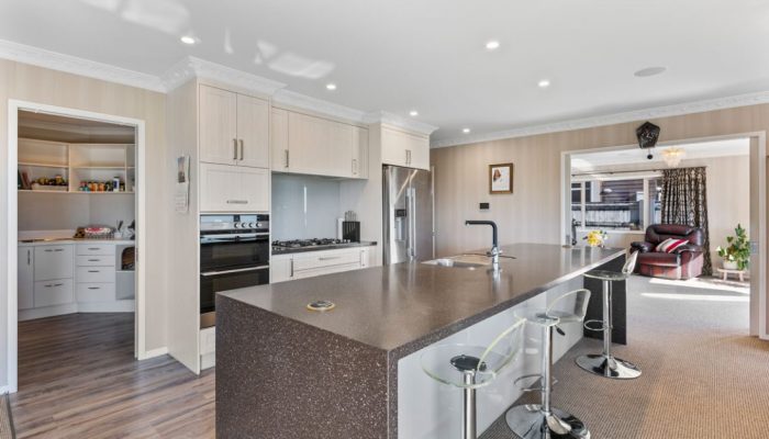 9A Manukaka Heights, Hurdon, New Plymouth, Taranaki, 4310, New Zealand