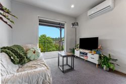 2D/4 Kell Drive, Albany, North Shore City, Auckland, 0632, New Zealand