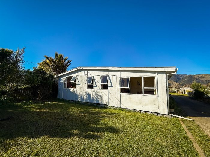 188 Abel Tasman Drive, Takaka, Tasman, Nelson / Tasman, 7183, New Zealand