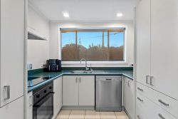 1/296 Wairau Road, Glenfield, North Shore City, Auckland, 0629, New Zealand