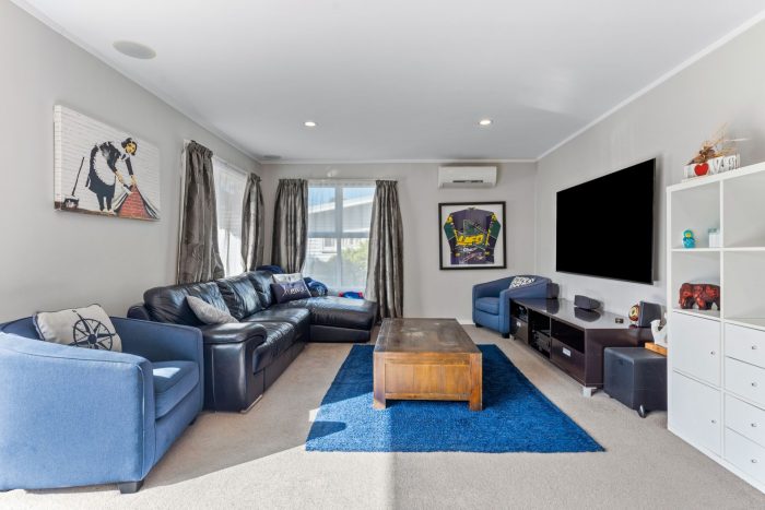 1/296 Wairau Road, Glenfield, North Shore City, Auckland, 0629, New Zealand