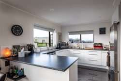 32 Airport Drive, Bell Block, New Plymouth, Taranaki, 4373, New Zealand