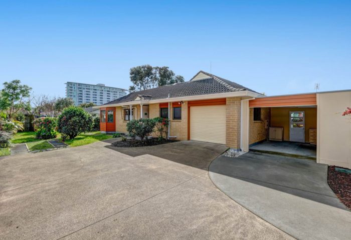 19B Riverside Road, Orewa, Rodney, Auckland, 0931, New Zealand