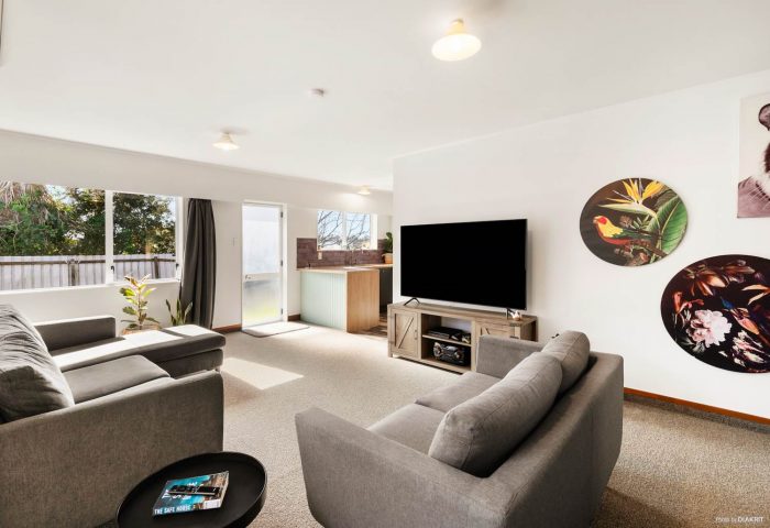 43C Edgewater Parade, Waiuku, Franklin, Auckland, 2123, New Zealand