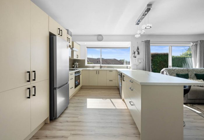 13 Carriage Close, Northpark, Manukau City, Auckland, 2013, New Zealand