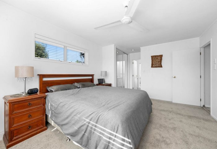 13 Carriage Close, Northpark, Manukau City, Auckland, 2013, New Zealand