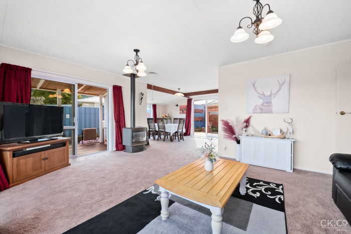 22 Denver Grove, Totara Park, Upper Hutt, Wellington, 5018, New Zealand