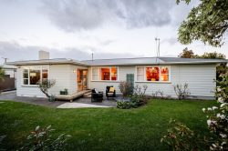 3 Clarke Avenue, Highbury, Palmerston North, Manawatu / Whanganui, 4412, New Zealand