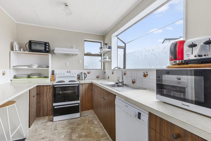 128 Conclusion Street, Ascot Park, Porirua, Wellington, 5024, New Zealand