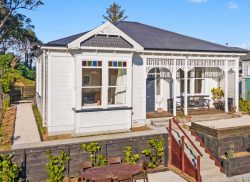 55 Fairview Crescent, Kelburn, Wellington, 6012, New Zealand